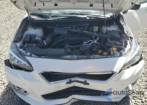 2018 Subaru Impreza из США, поврежденный, VIN 4S3GTAA68J3723271